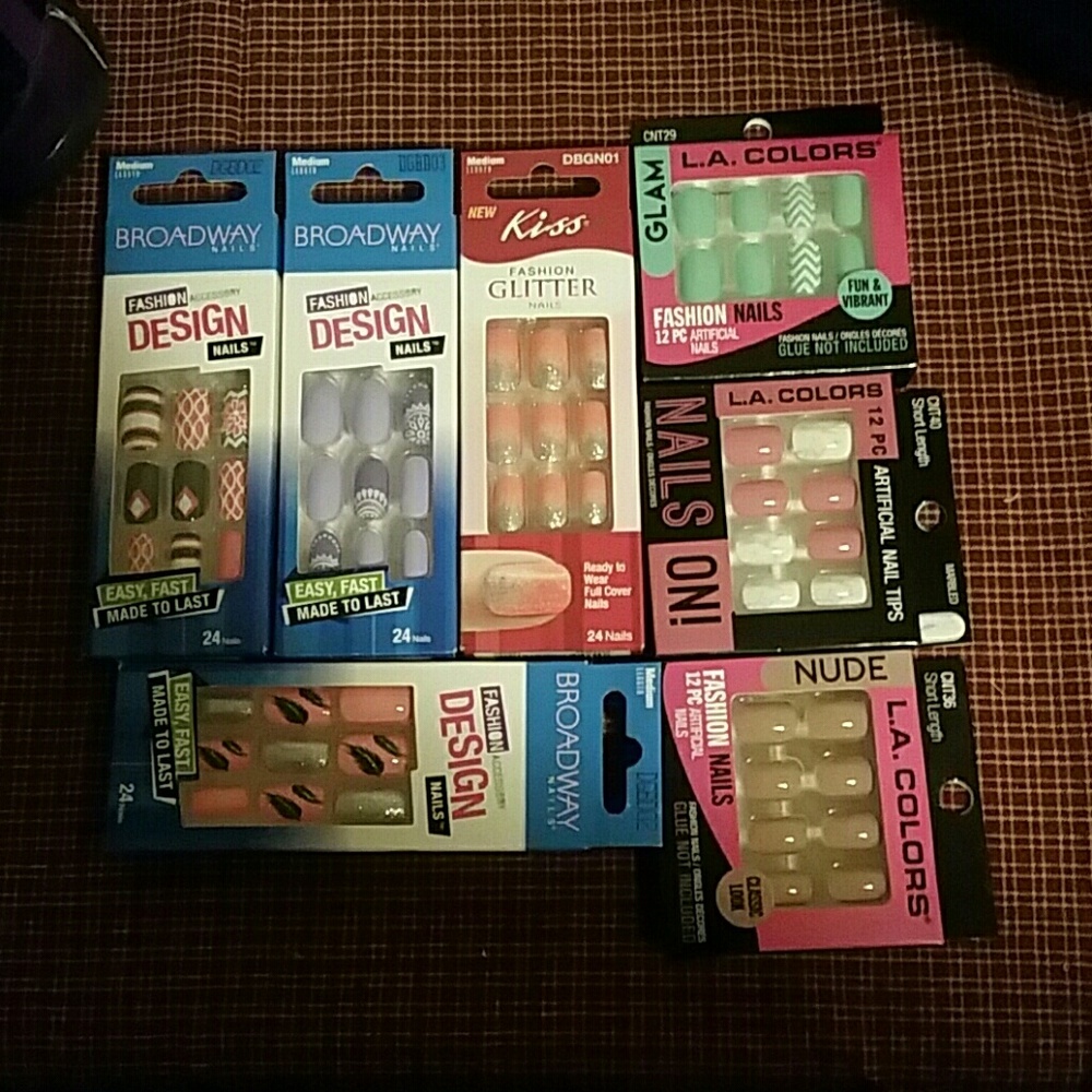 Fake nails